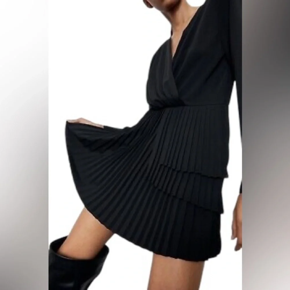 Zara Wonen Pleated Jumpsuit Dress - Picture 2 of 15